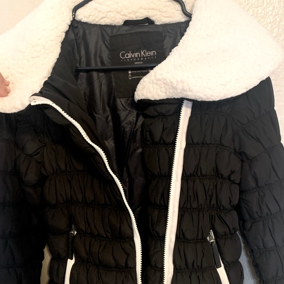 Calvin Klein Women’s Performance Jacket - Picture 8 of 13